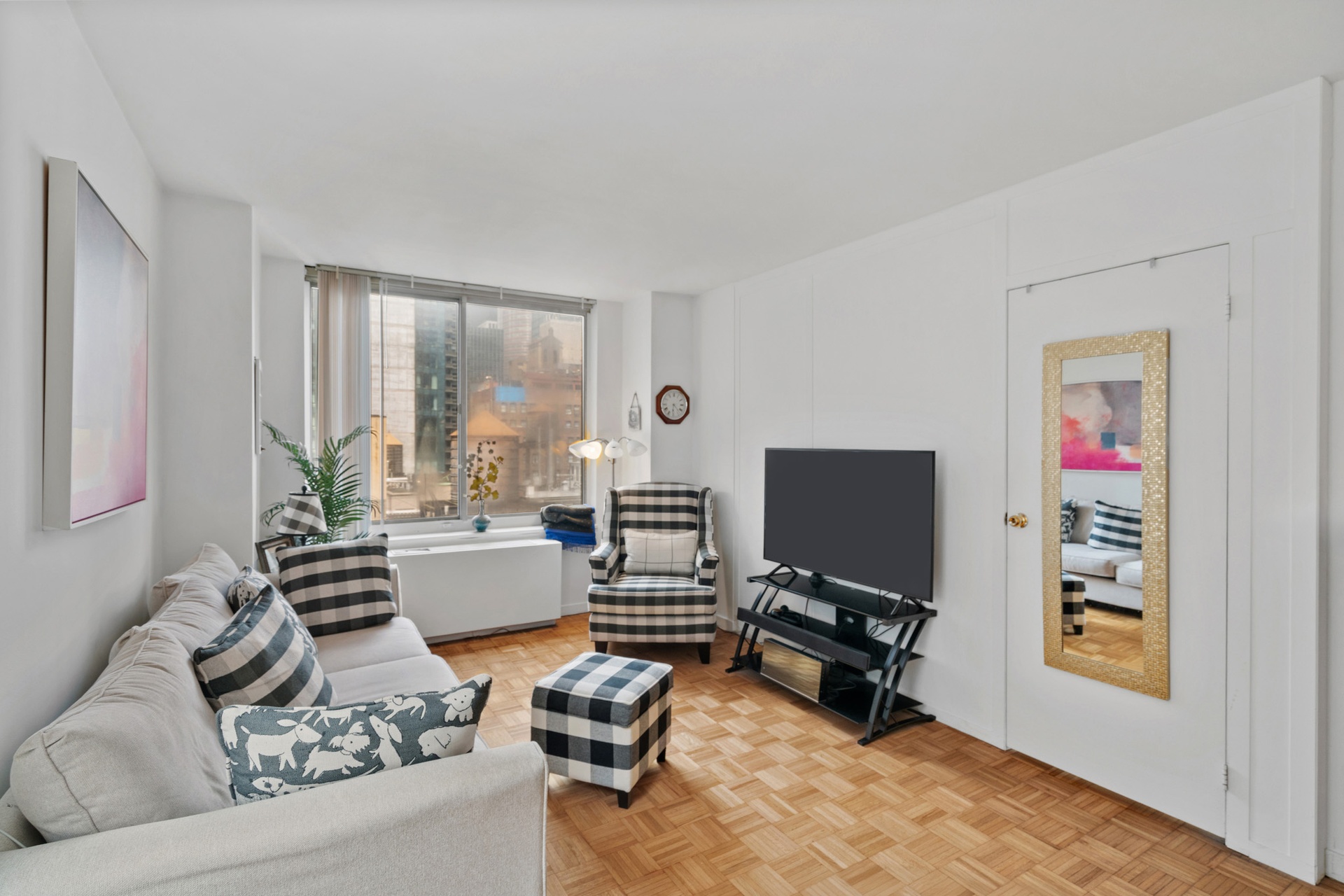 #6 photo, 145 E 48th Street, Turtle Bay , NY 10017