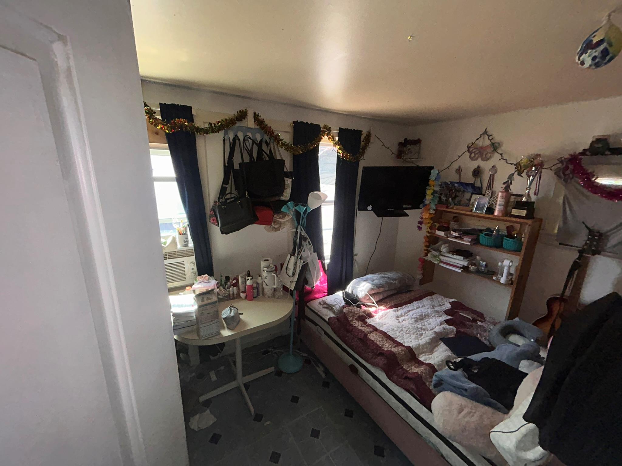 #13 photo, 20 Longfellow Avenue, 롱 아일랜드 Westbury , NY 11590