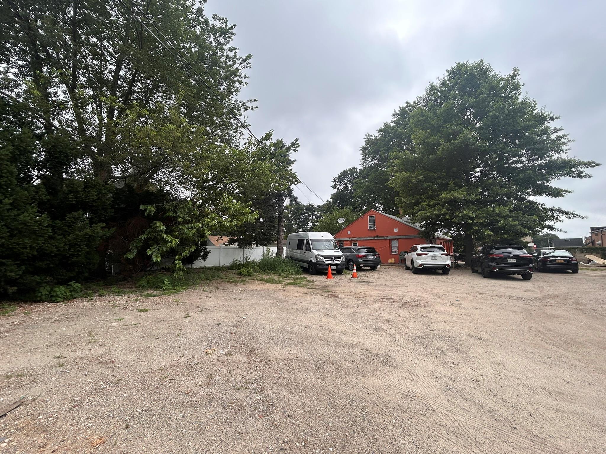 #3 photo, 20 Longfellow Avenue, 롱 아일랜드 Westbury , NY 11590