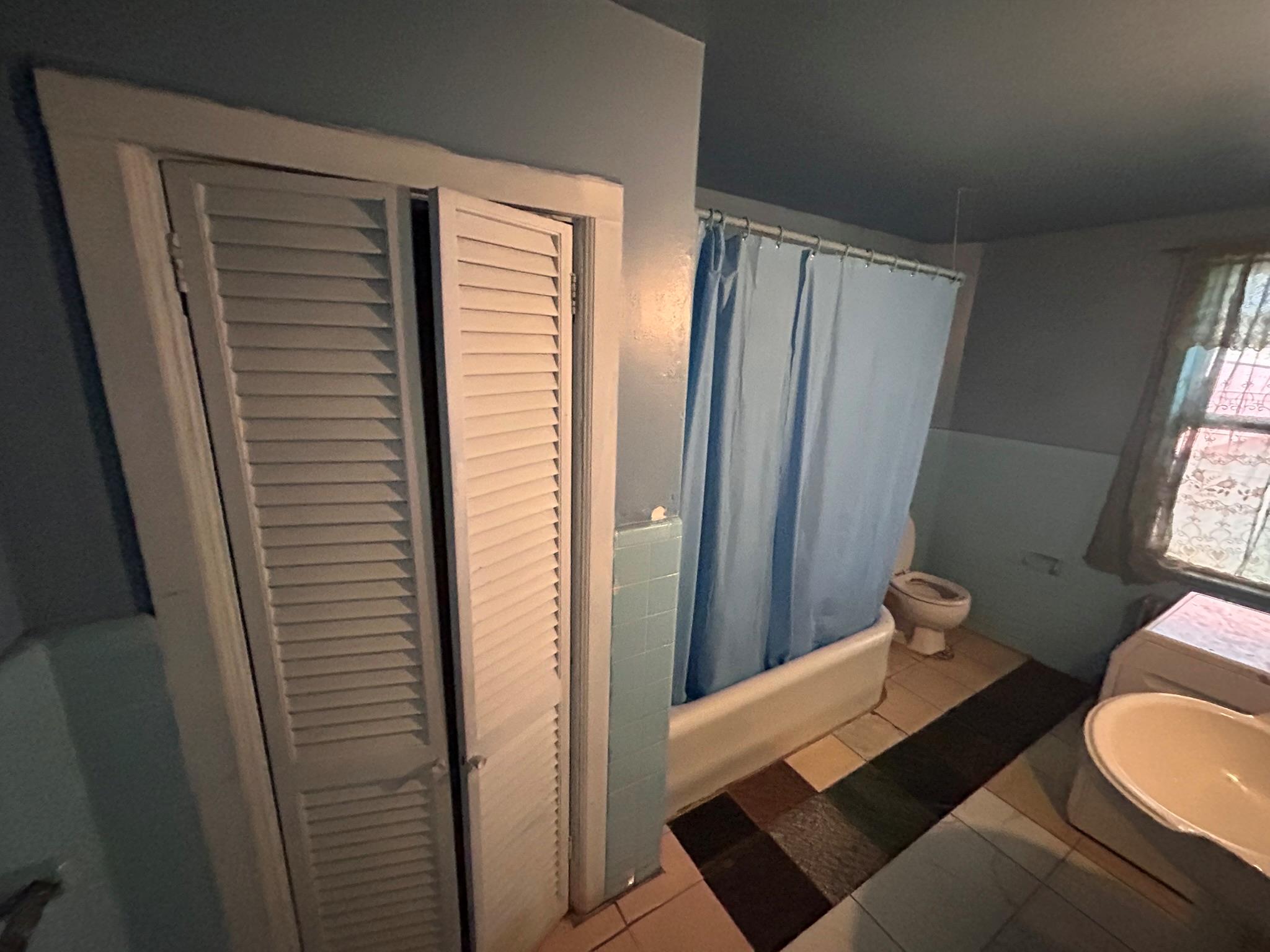 #8 photo, 20 Longfellow Avenue, 롱 아일랜드 Westbury , NY 11590