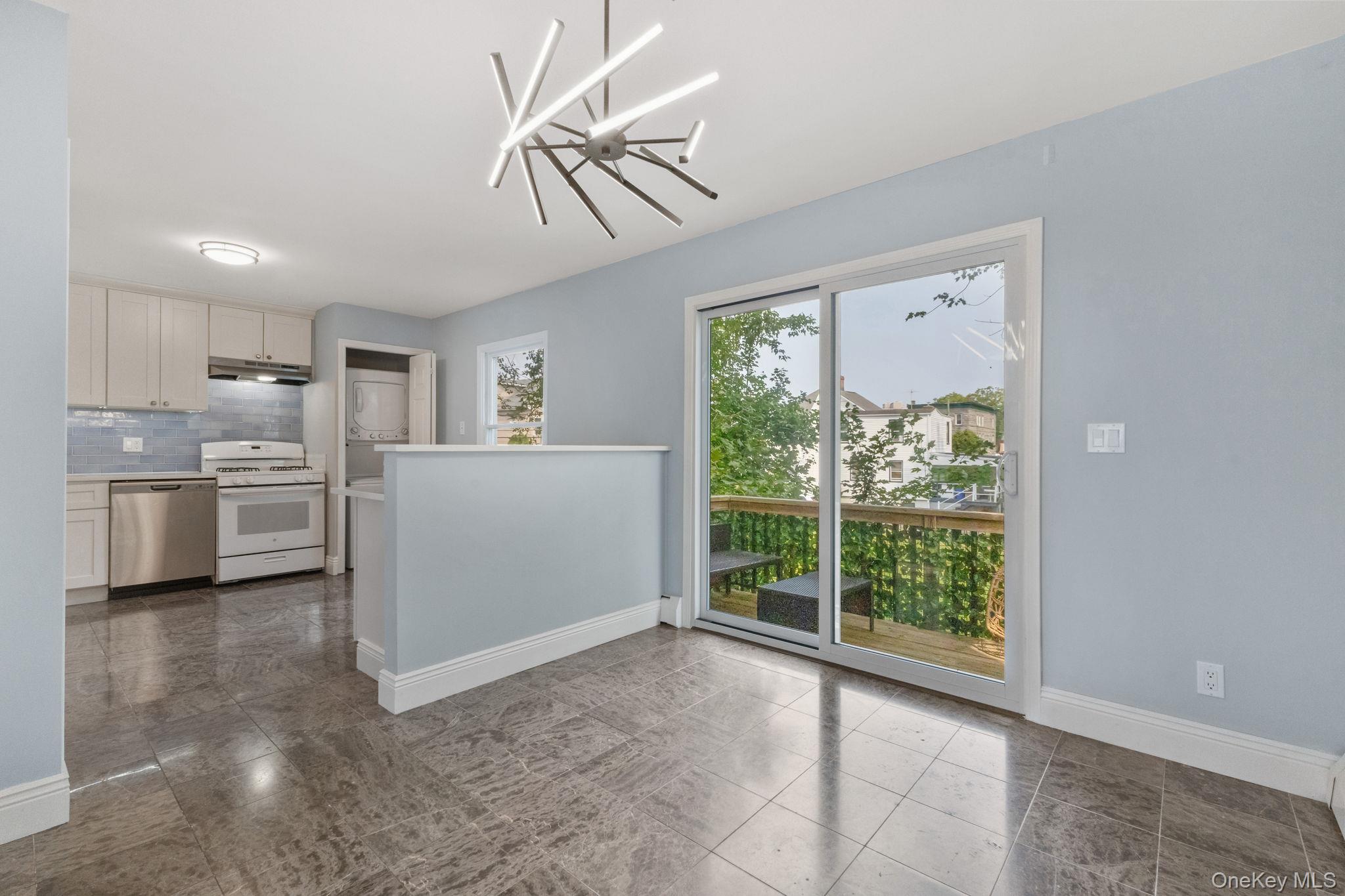 #4 photo, 132 Waverly Avenue, Mamaroneck , NY 10543