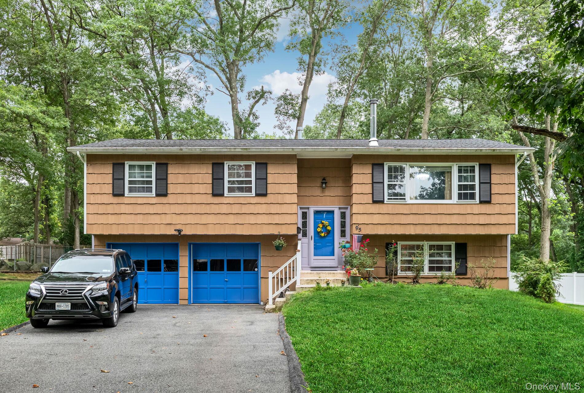 #2 photo, 95 Hillside Avenue, Suffern , NY 10901