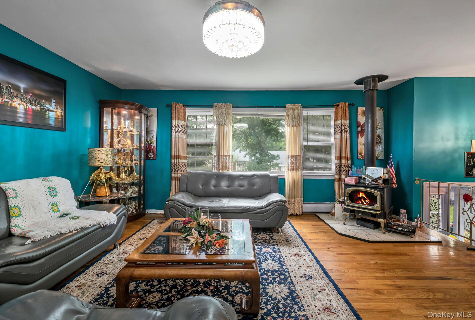 #7 photo, 95 Hillside Avenue, Suffern , NY 10901