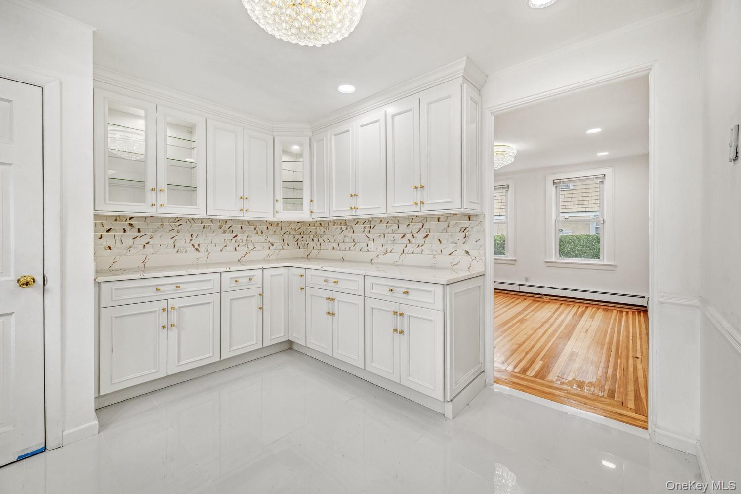 #18 photo, 37 Keystone Place, ナッソー郡 Hewlett , NY 11557