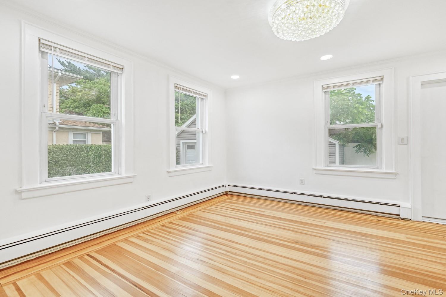 #20 photo, 37 Keystone Place, ナッソー郡 Hewlett , NY 11557