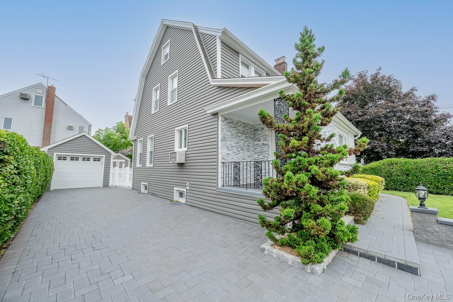 #3 photo, 37 Keystone Place, ナッソー郡 Hewlett , NY 11557