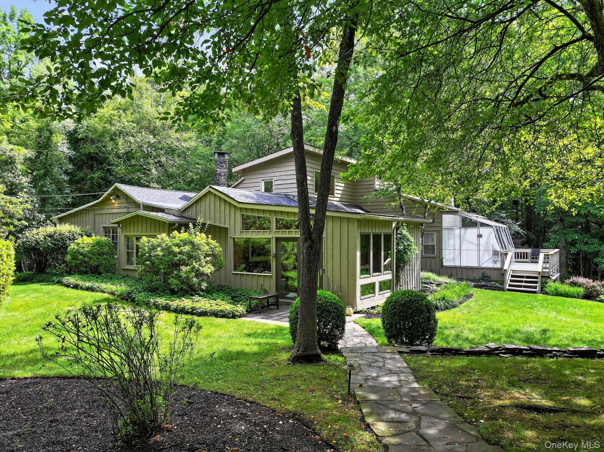 #1 photo, 27 Old Wagon Road, Woodstock , NY 12498