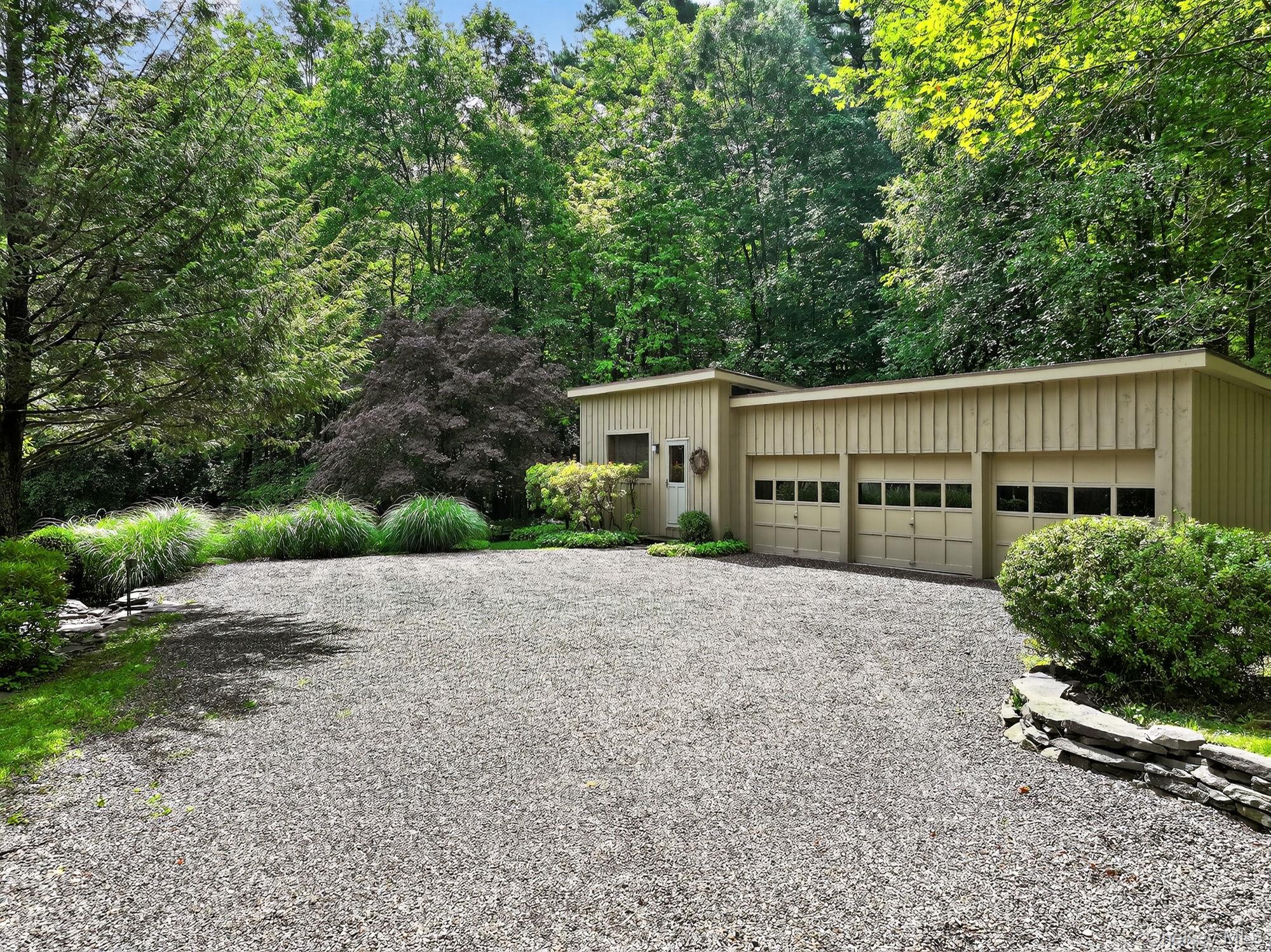 #14 photo, 27 Old Wagon Road, Woodstock , NY 12498