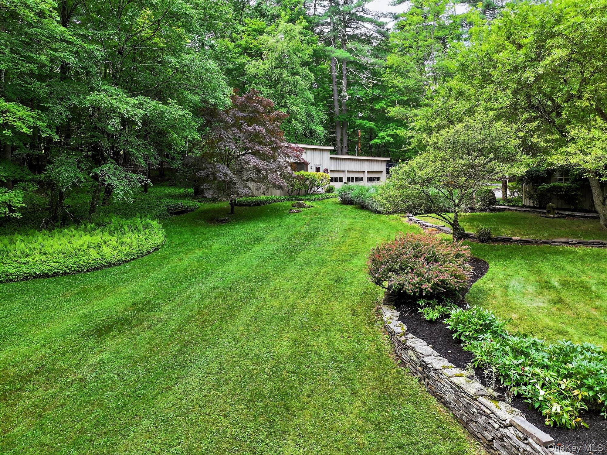 #18 photo, 27 Old Wagon Road, Woodstock , NY 12498