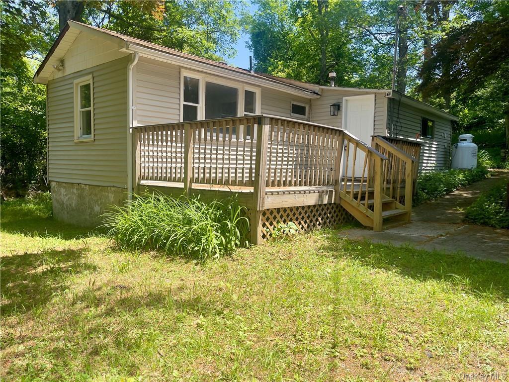 #1 photo, 17 Hide Away Lane, Bloomingburg , NY 12721