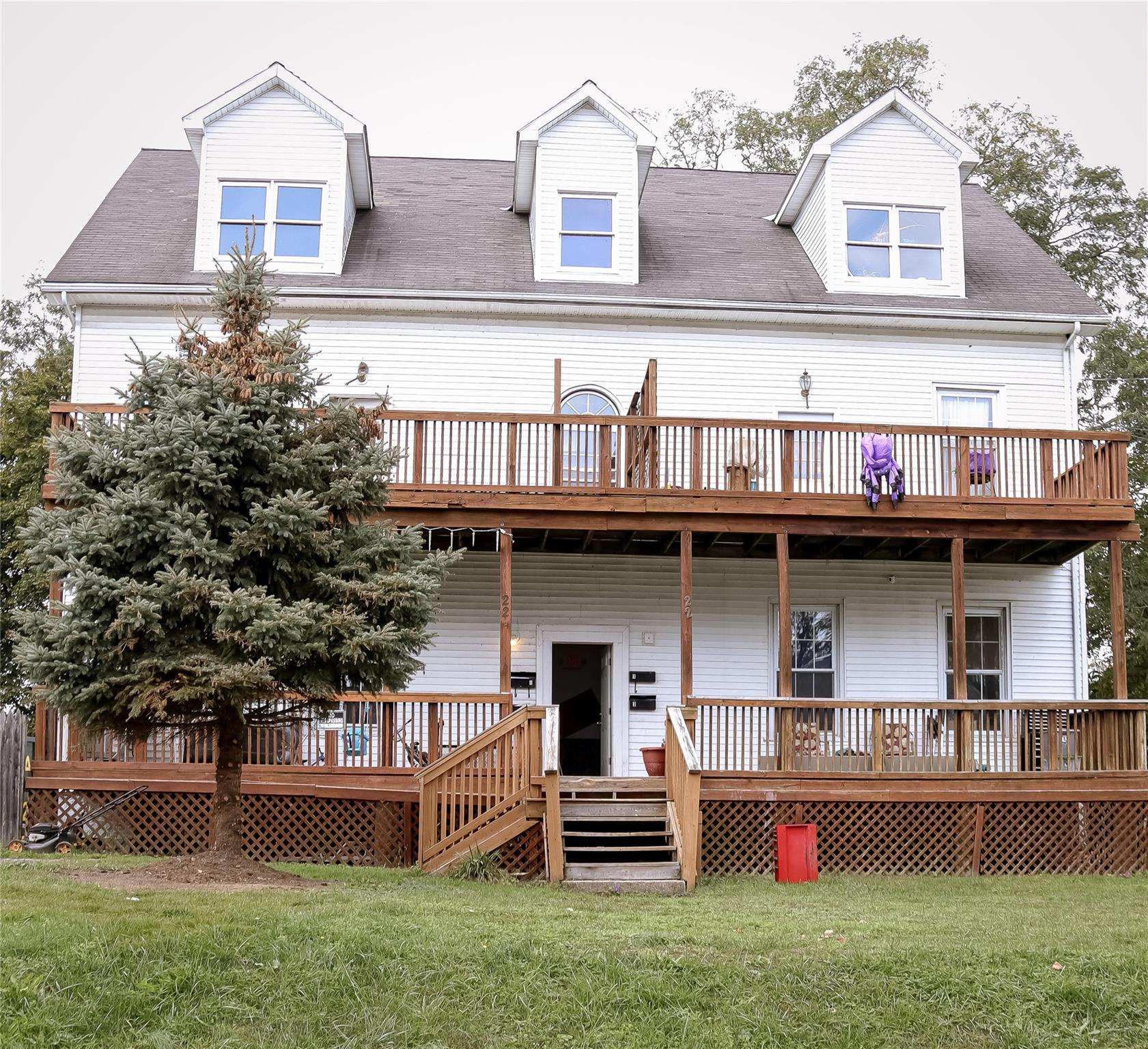 #1 photo, 22 Ridge Avenue, Walden , NY 12586