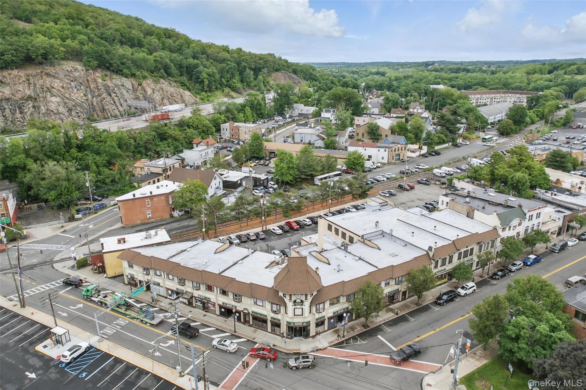 #11 photo, 90-100 Orange Avenue, Suffern , NY 10901