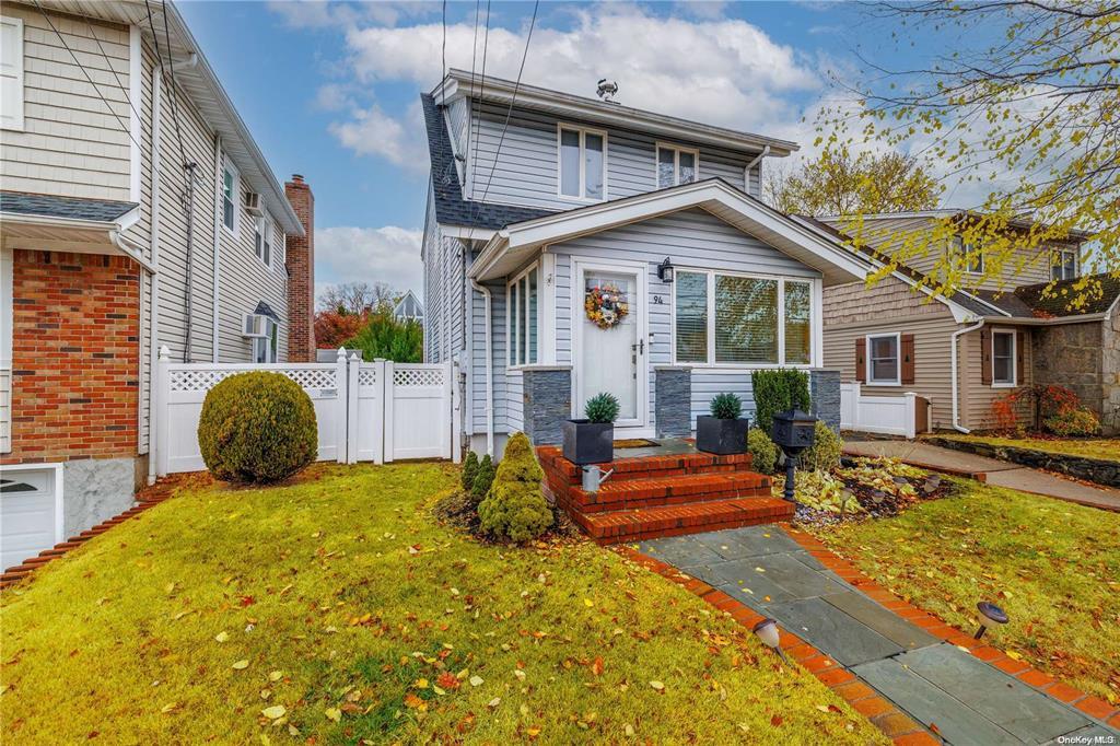 #1 photo, 94 Scarcliffe Drive, 長島 Malverne , NY 11565