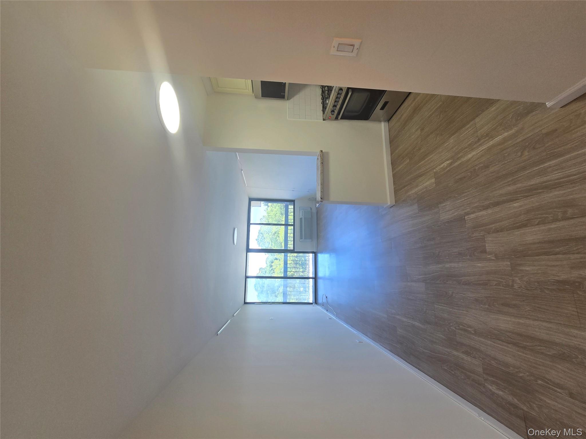 #4 photo, 150-38 Union Turnpike, Kew Garden Hills , NY 11367