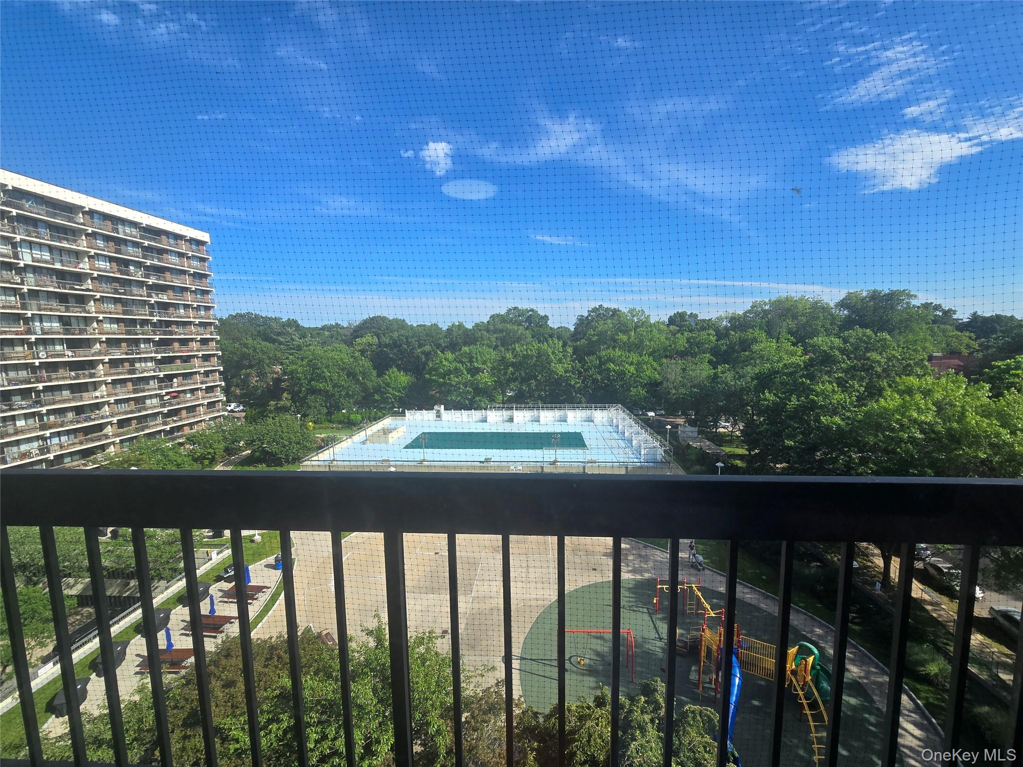 #8 photo, 150-38 Union Turnpike, Kew Garden Hills , NY 11367