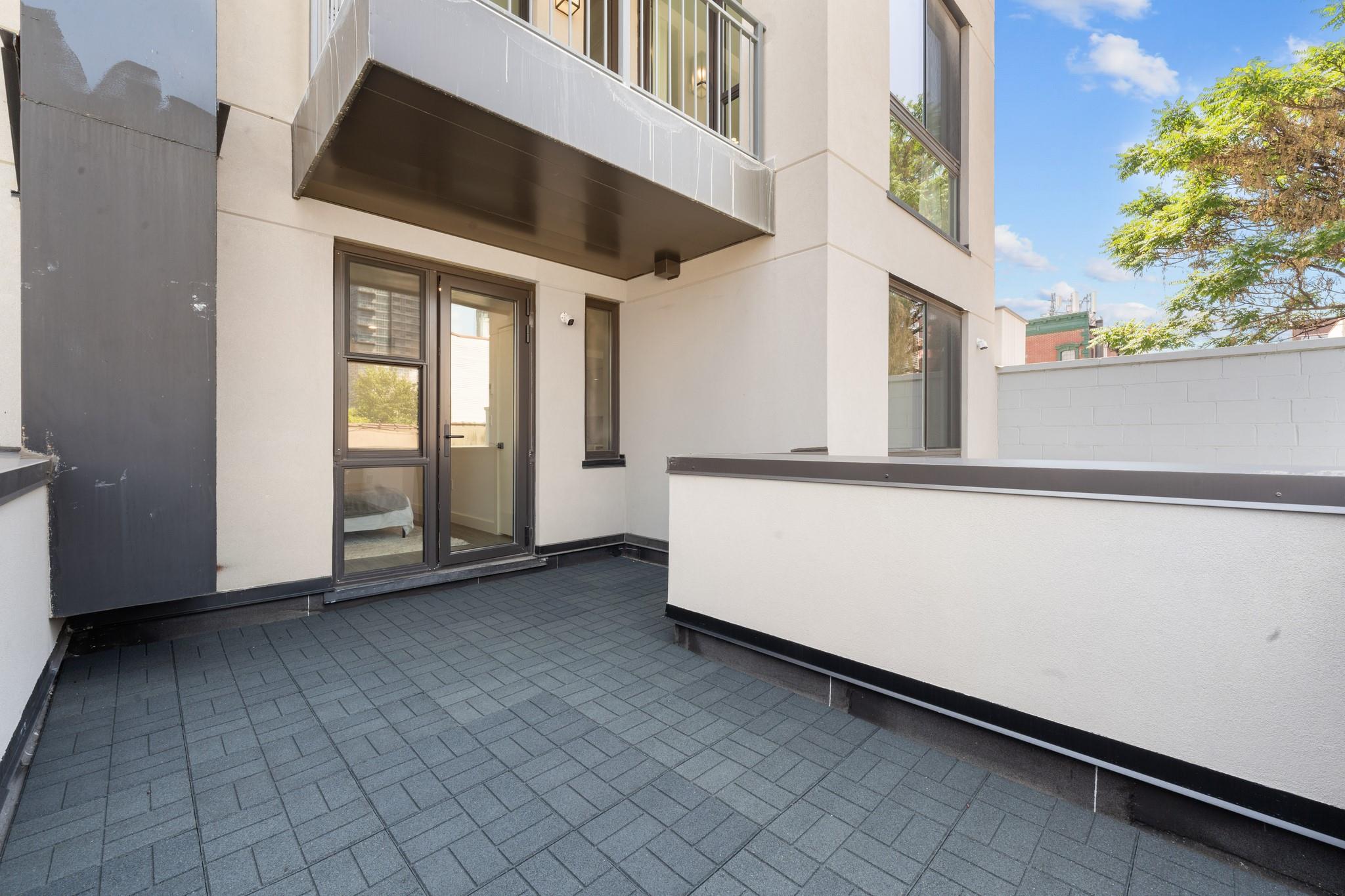 #12 photo, 46-40 Vernon Boulevard, クイーンズ区 Long Island City , NY 11101