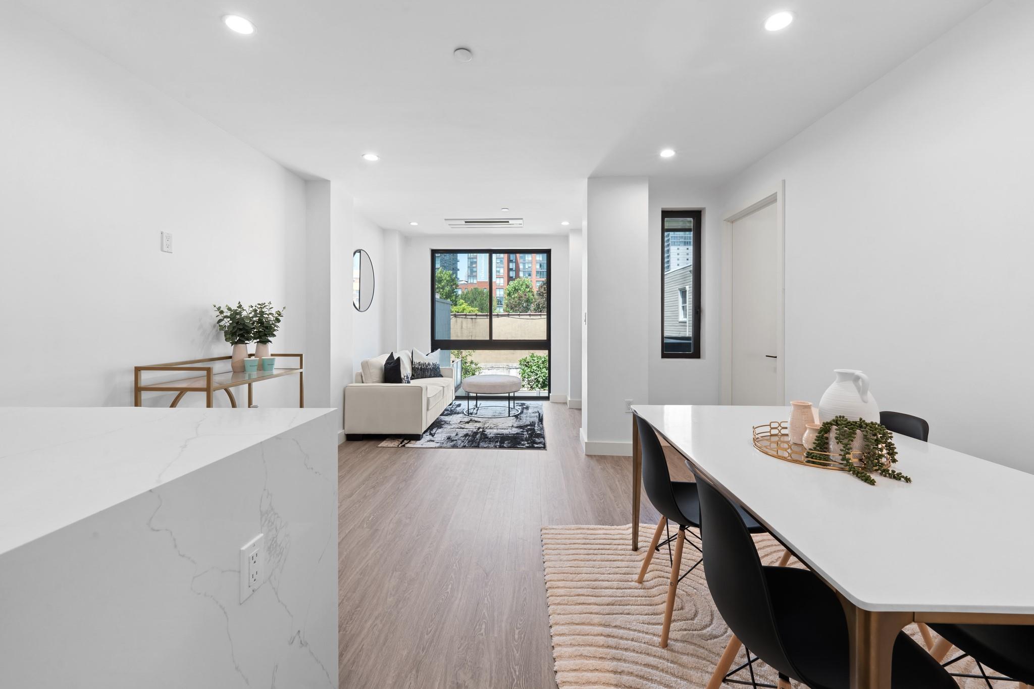 #9 photo, 46-40 Vernon Boulevard, クイーンズ区 Long Island City , NY 11101