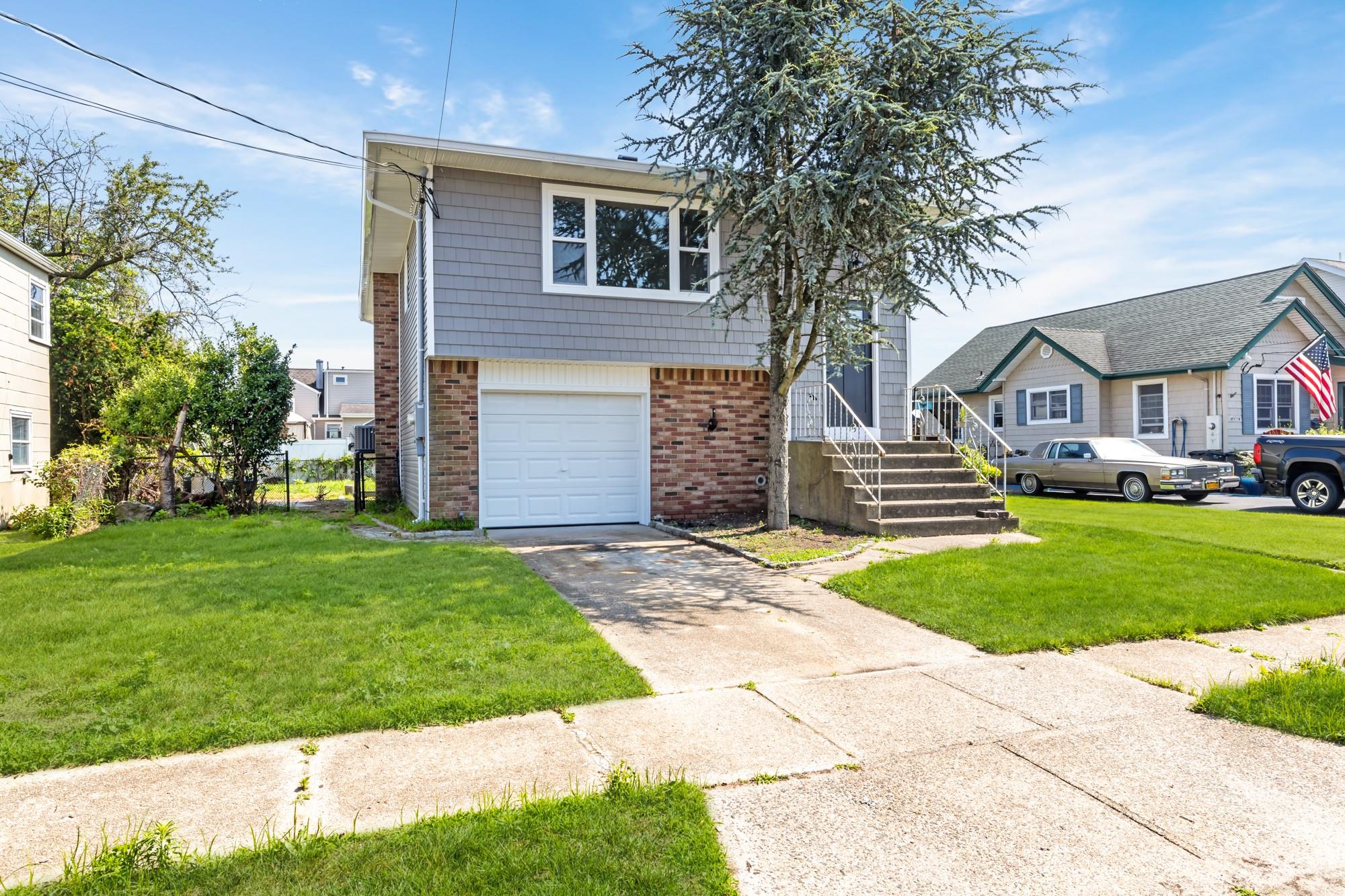 #1 photo, 37 Martha Street, 長島 Freeport , NY 11520