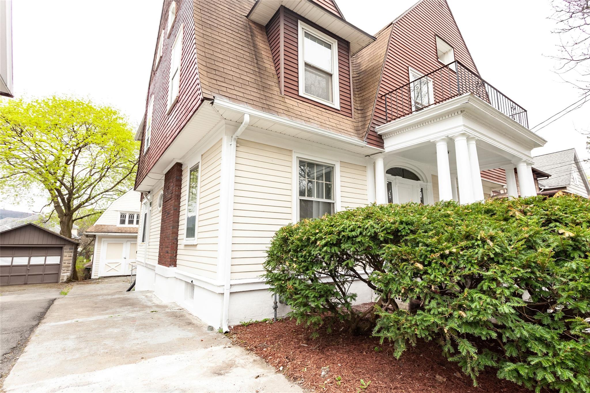 #2 photo, 137 Leroy Street, Binghamton , NY 13905