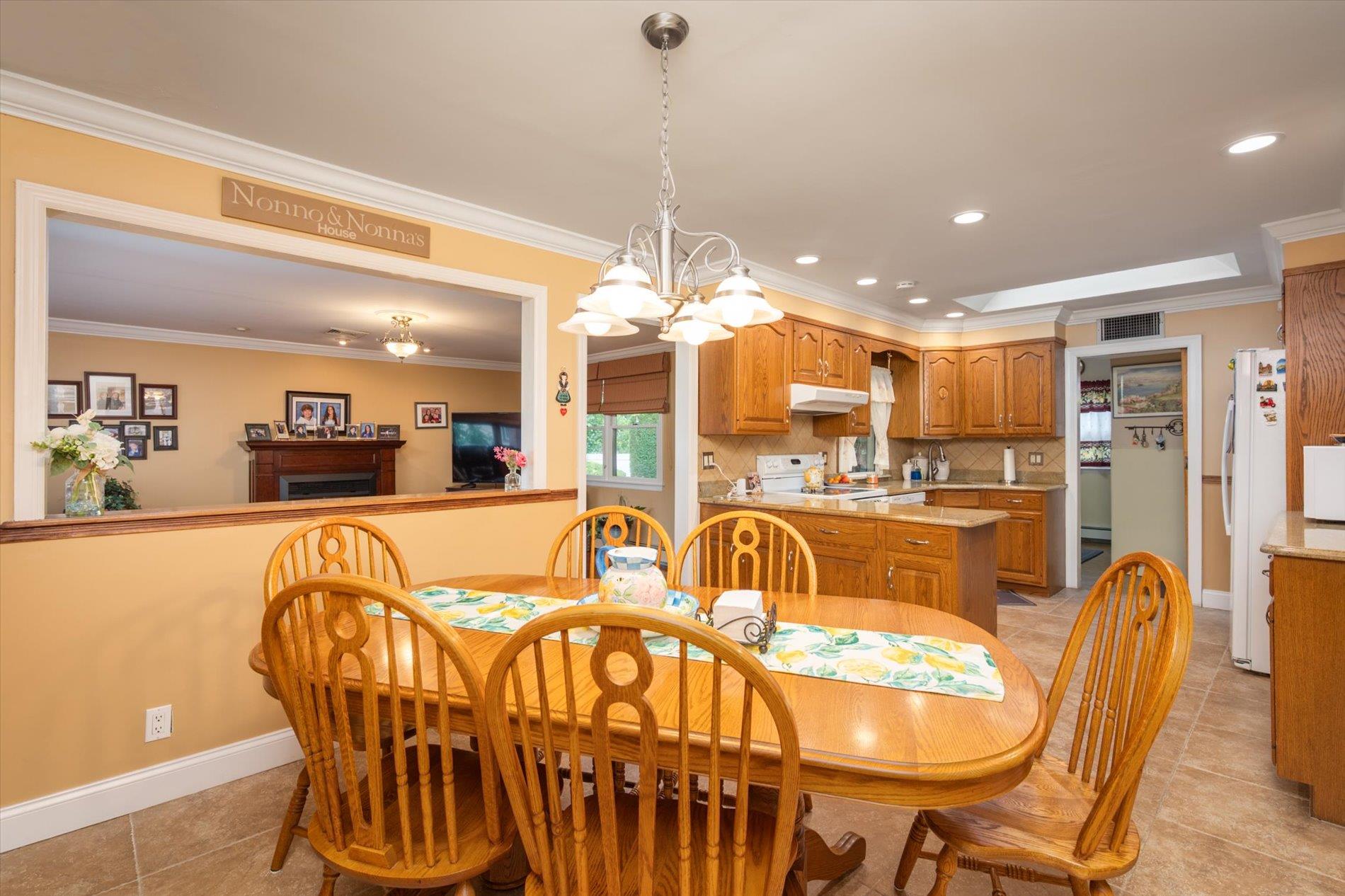 #11 photo, 7 Crocus Drive, ナッソー郡 Massapequa , NY 11758