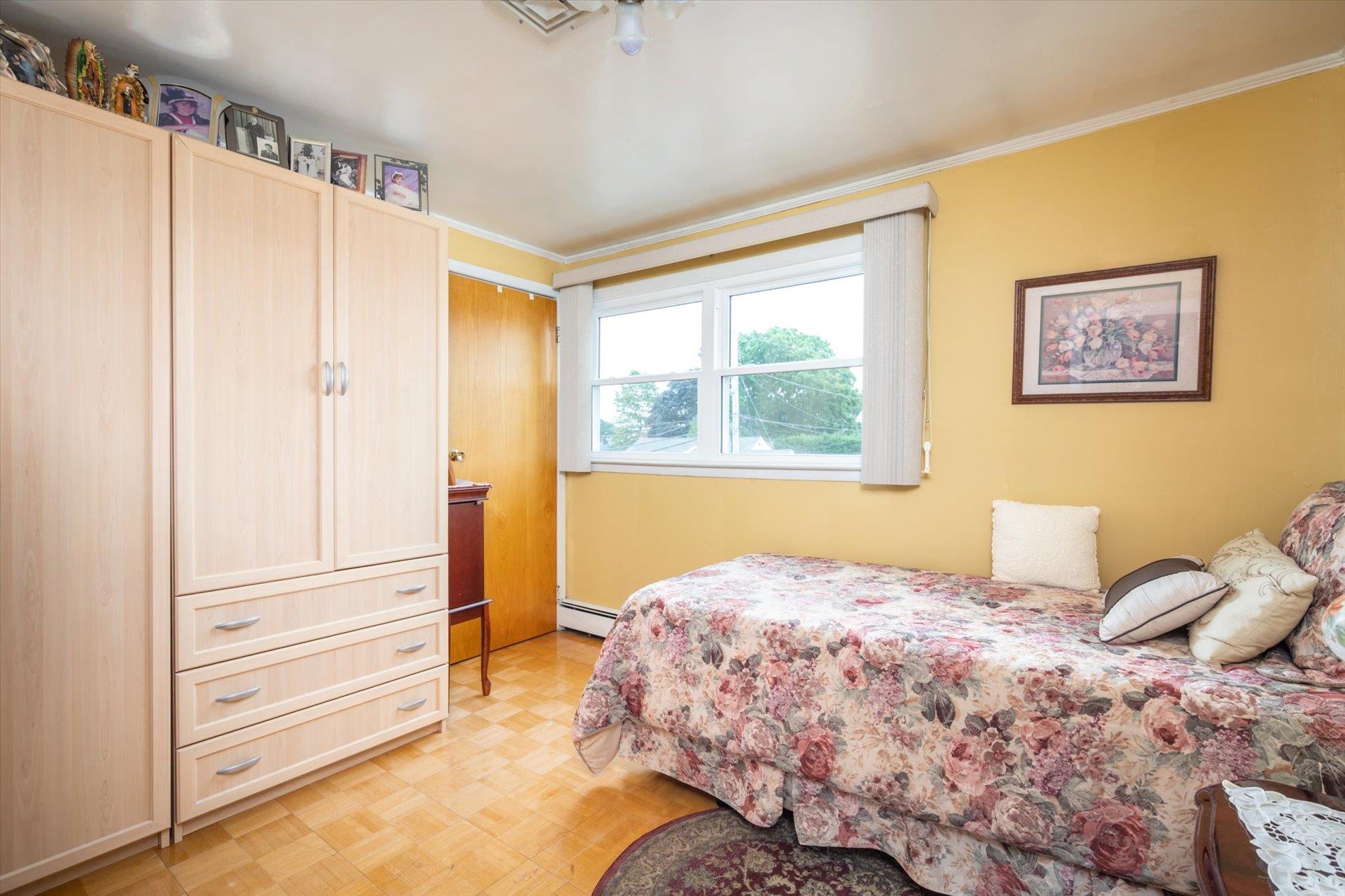 #18 photo, 7 Crocus Drive, ナッソー郡 Massapequa , NY 11758