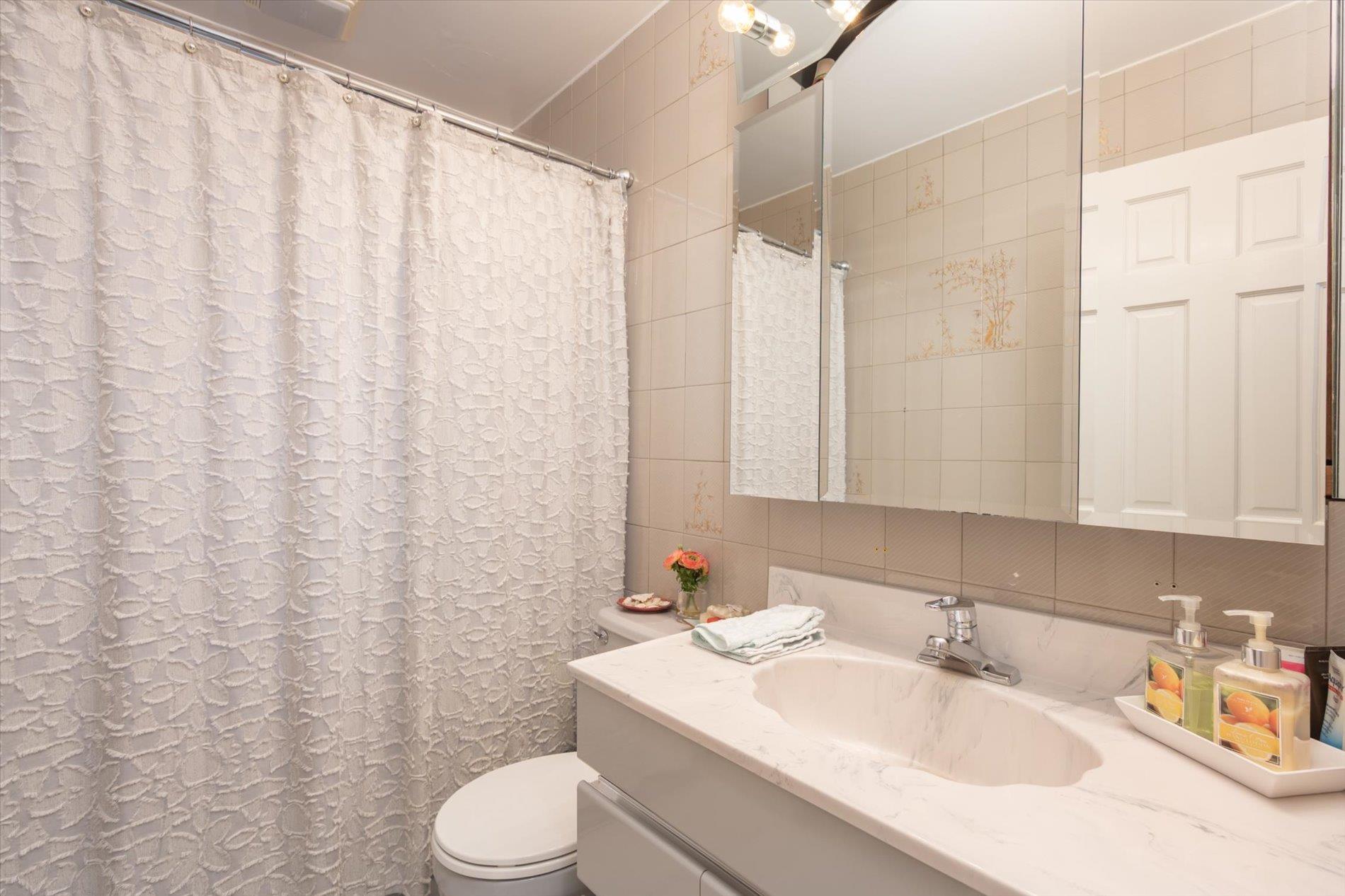 #7 photo, 7 Crocus Drive, ナッソー郡 Massapequa , NY 11758