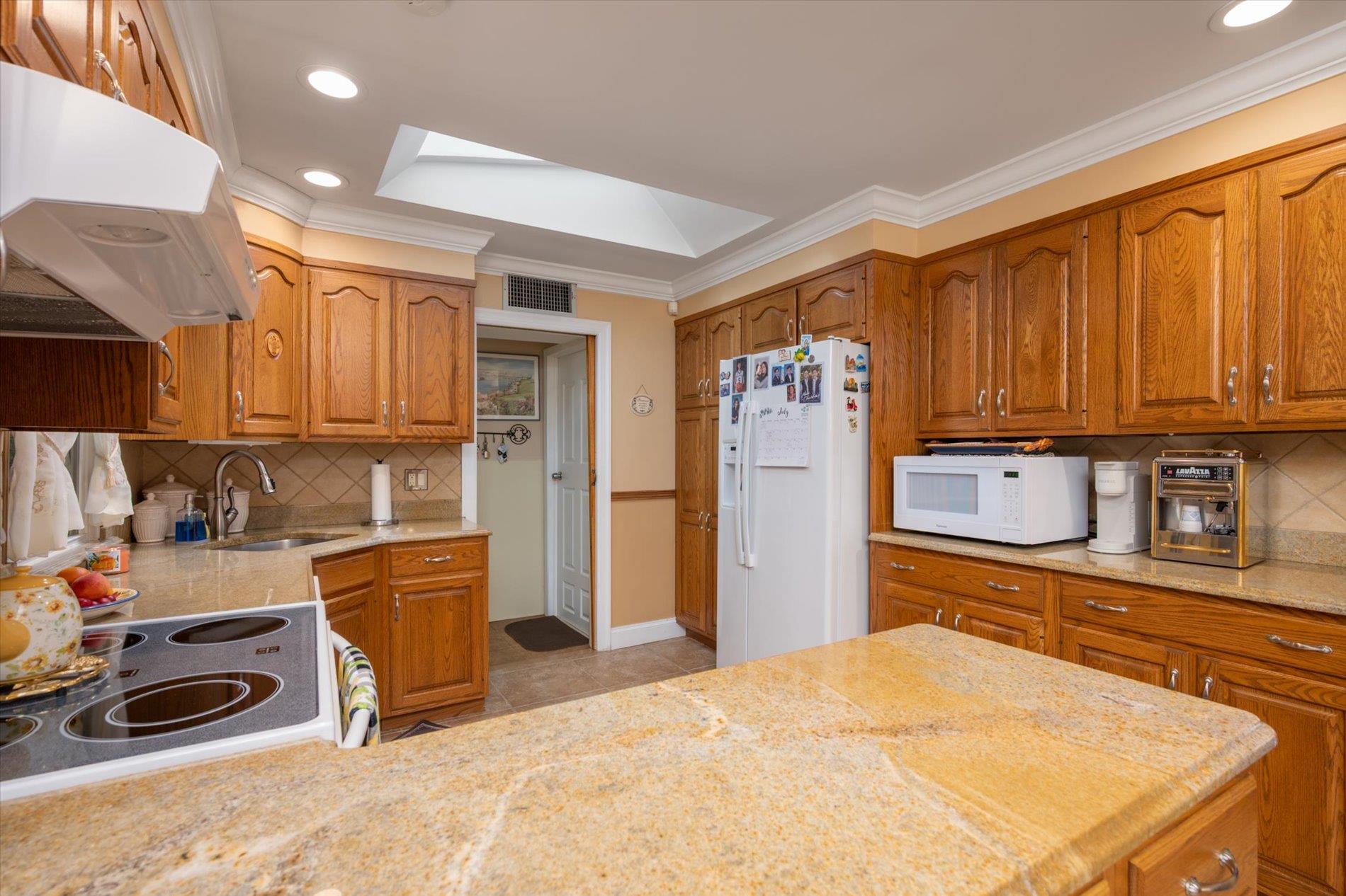 #9 photo, 7 Crocus Drive, ナッソー郡 Massapequa , NY 11758