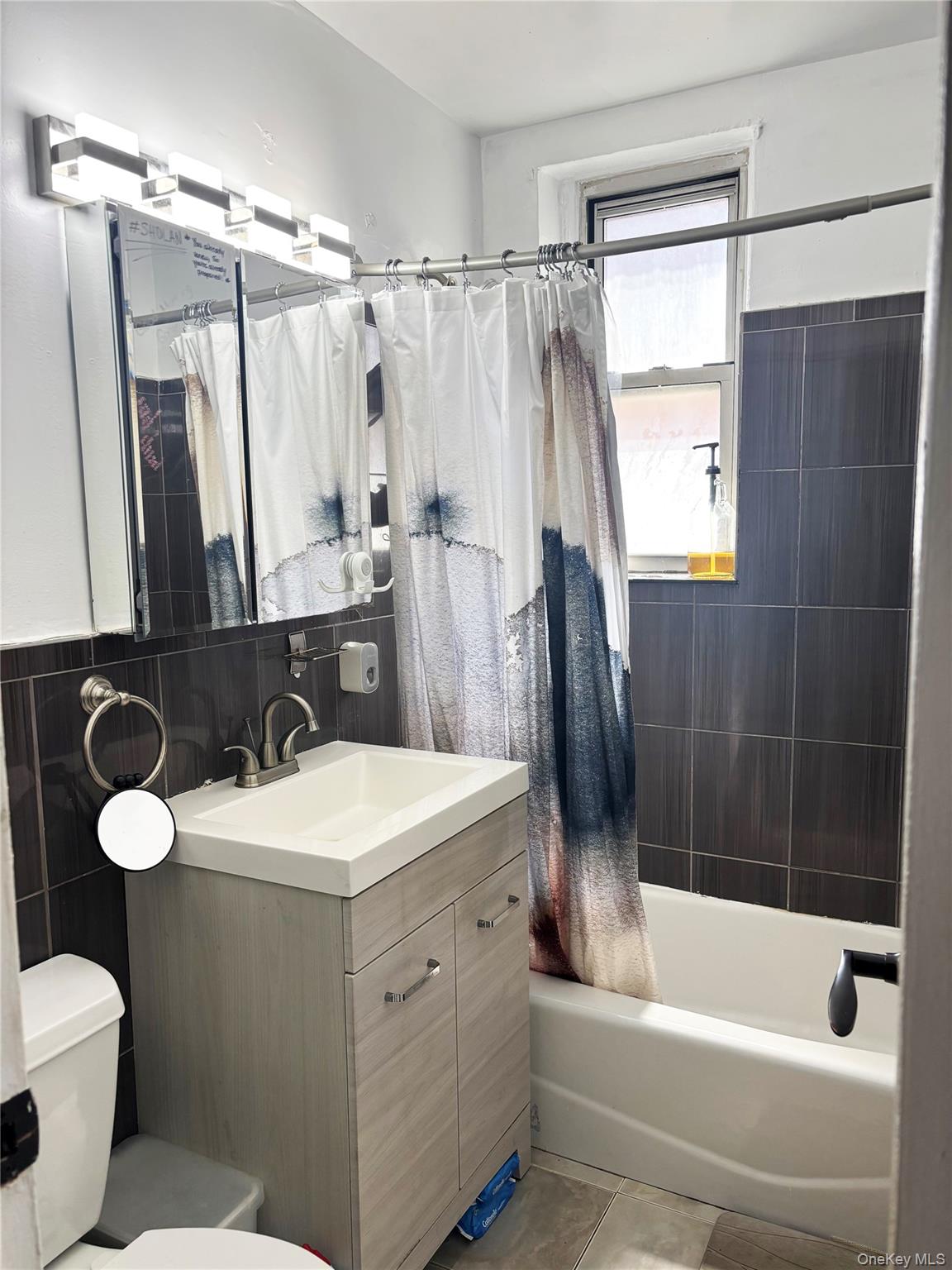 #10 photo, 530 Dubois Avenue, מחוז נסאו Valley Stream , NY 11581