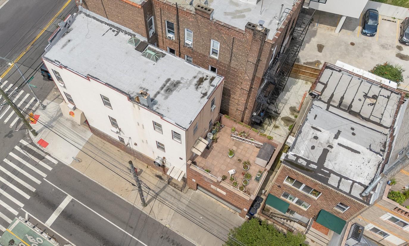 #4 photo, 2339 Astoria Boulevard, クイーンズ区 Astoria , NY 11102