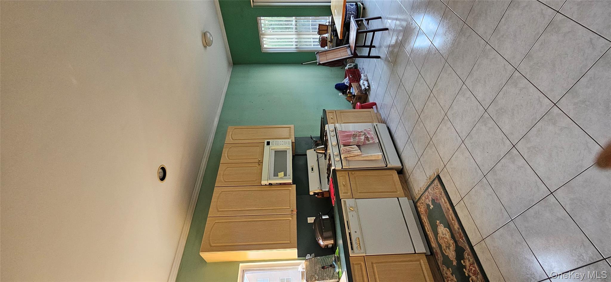 #14 photo, 29 Marisa Court, スタテンアイランド Staten Island , NY 10314