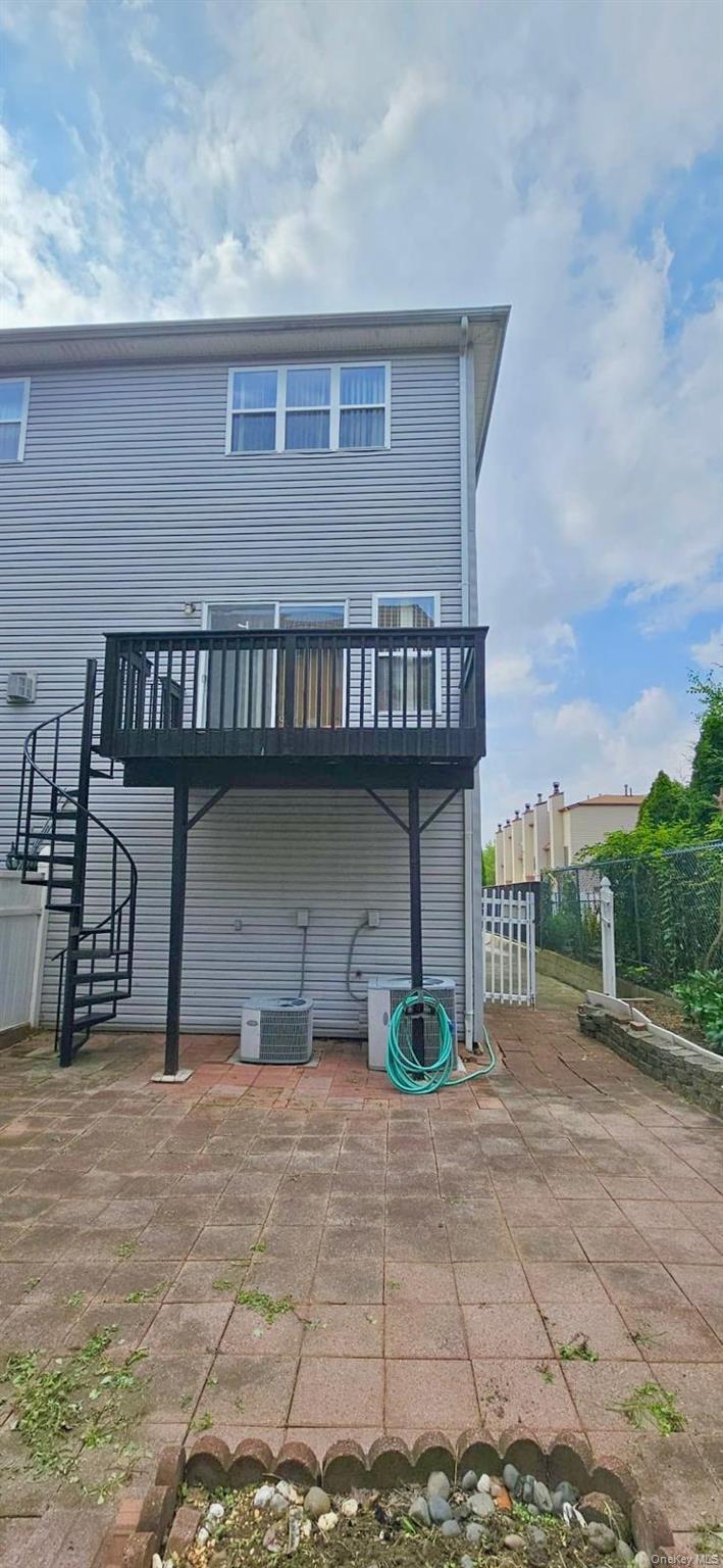 #2 photo, 29 Marisa Court, スタテンアイランド Staten Island , NY 10314