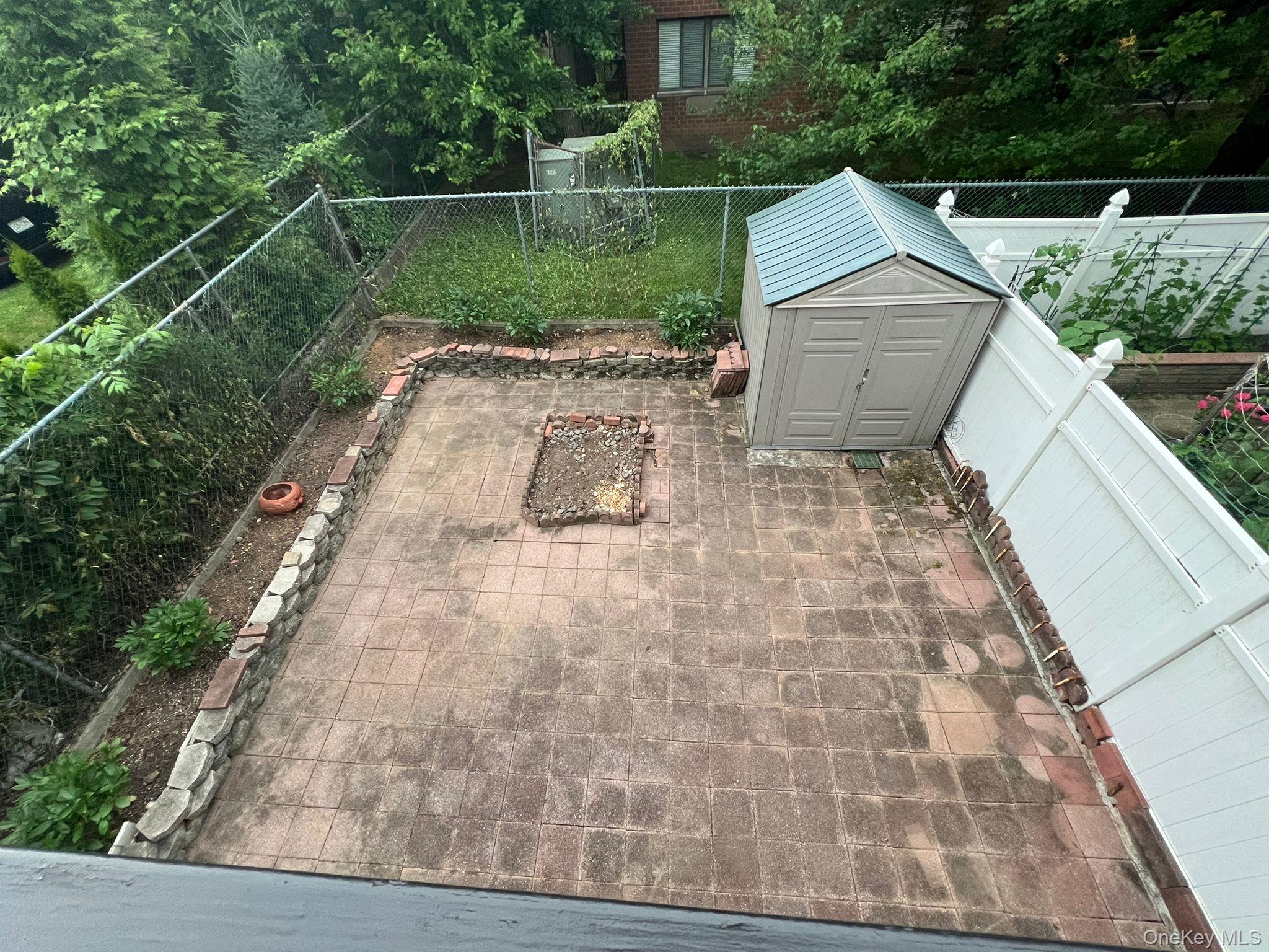 #4 photo, 29 Marisa Court, スタテンアイランド Staten Island , NY 10314