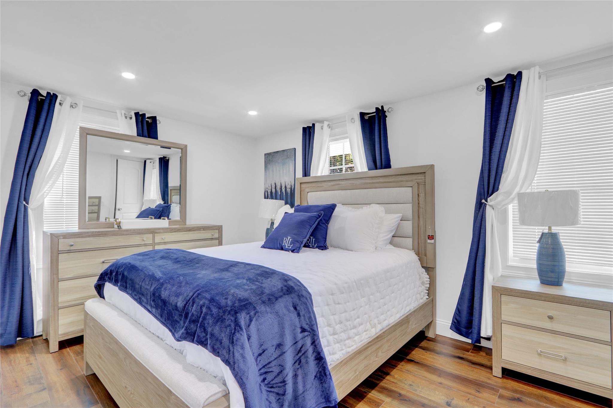 #10 photo, 205 Howell Street, Bellmore , NY 11710