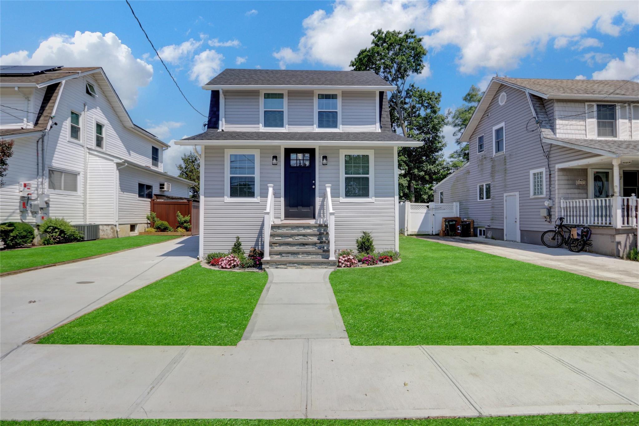 #17 photo, 205 Howell Street, Bellmore , NY 11710