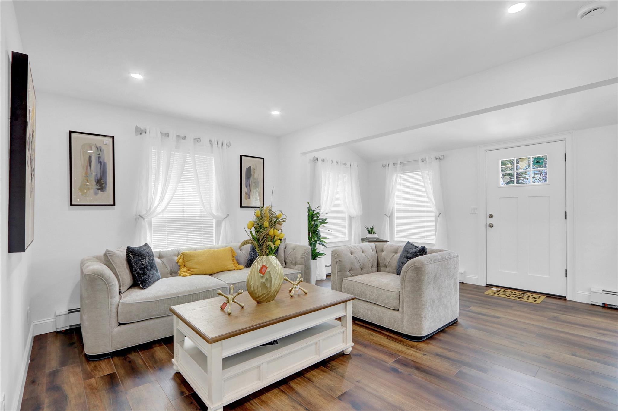 #5 photo, 205 Howell Street, Bellmore , NY 11710