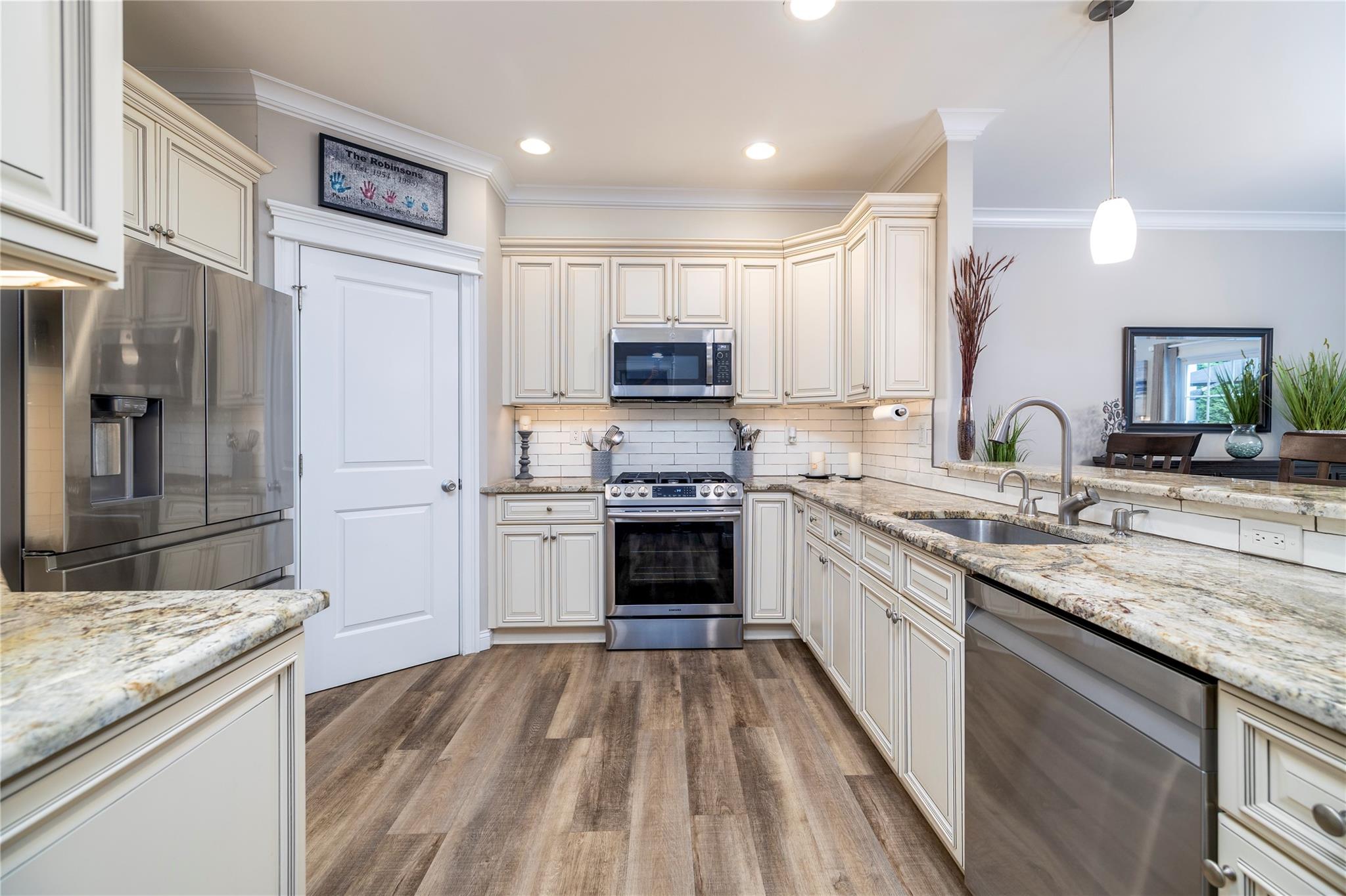 #10 photo, 36 Nicole Court, Copiague , NY 11726