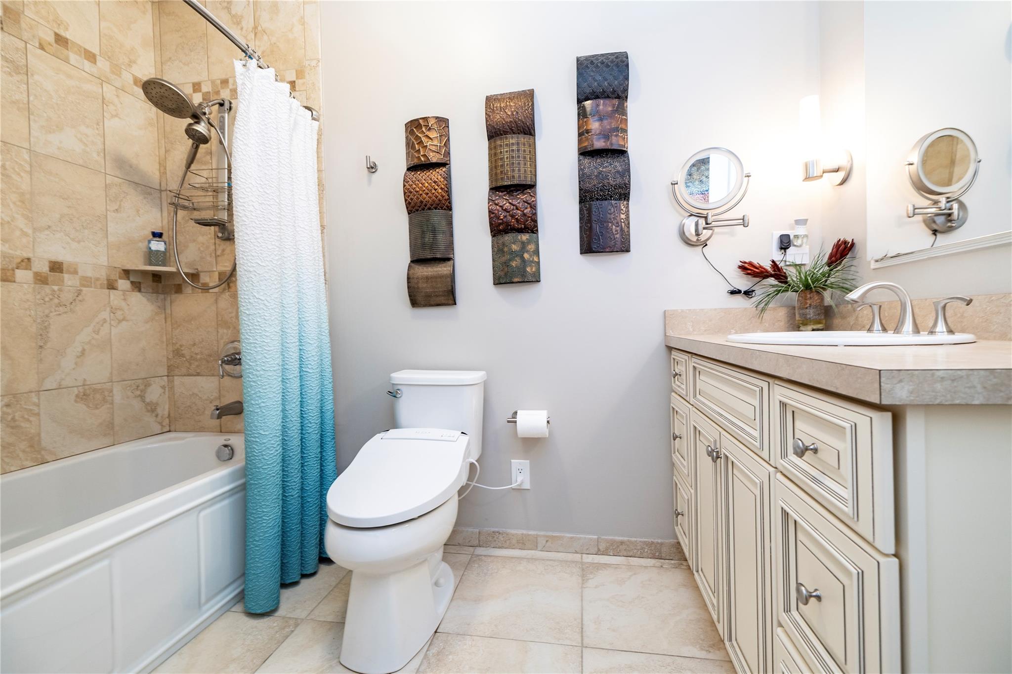 #18 photo, 36 Nicole Court, Copiague , NY 11726