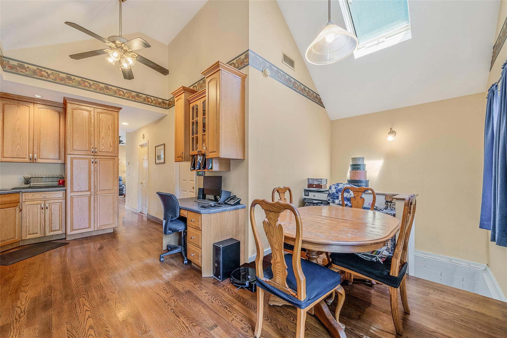 #13 photo, 1025 Harrison Drive, 東長島 Centerport , NY 11721