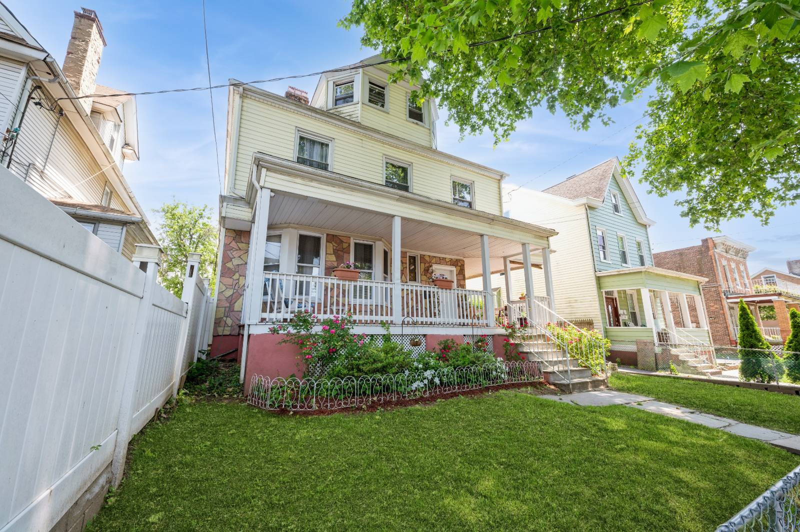 #3 photo, 149 S. 10th Avenue, Mount Vernon , NY 10550