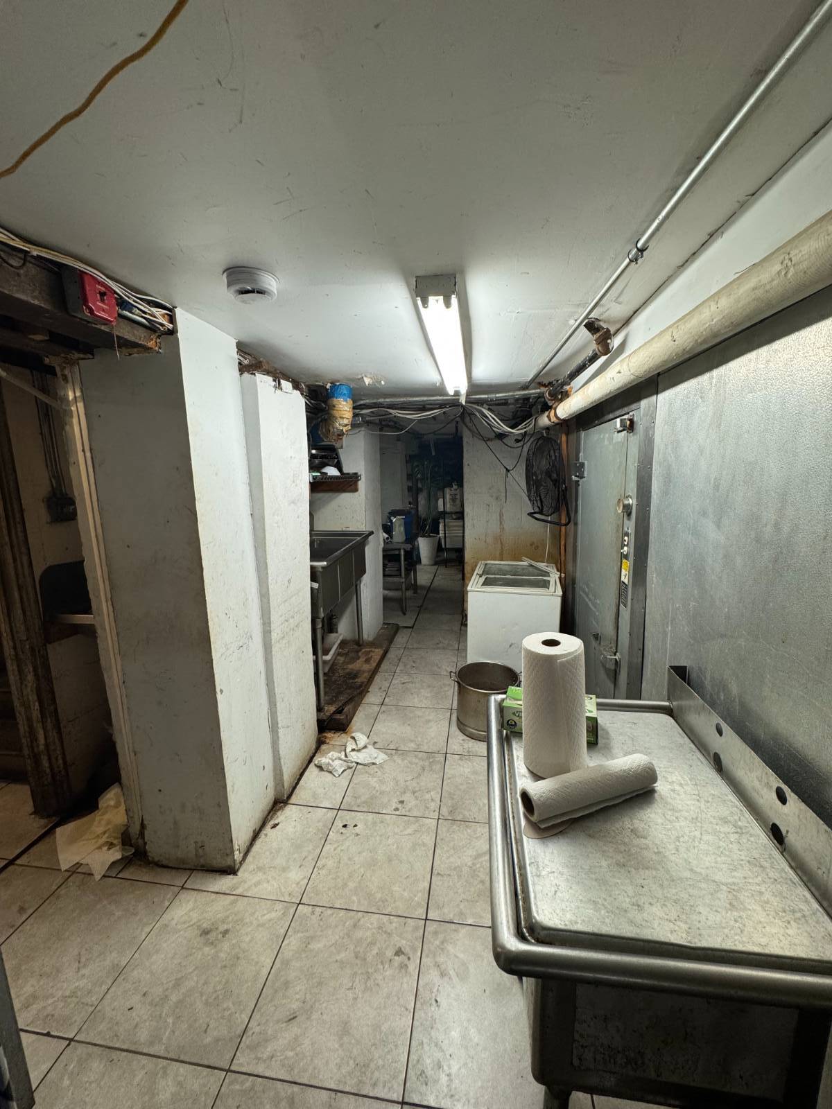 #12 photo, 417 Marcus Garvey BLVD, #1, Stuyvesant Heights , NY 11216