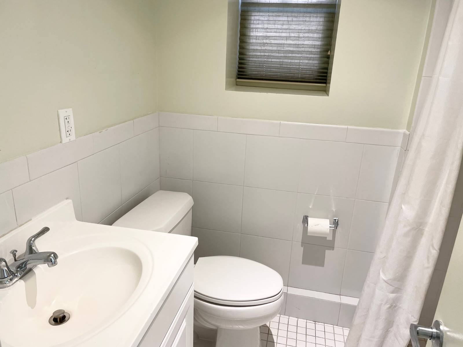 #8 photo, 213-44 40th Ave, クイーンズ区 Bayside , NY 11361