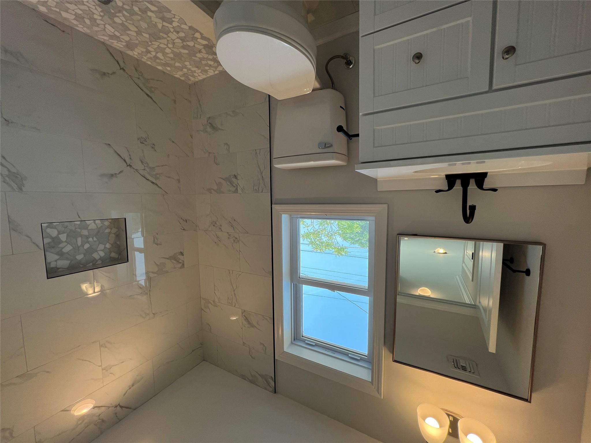 #12 photo, 96 BAYBRIGHT Drive, サフォーク郡 Shirley , NY 11967