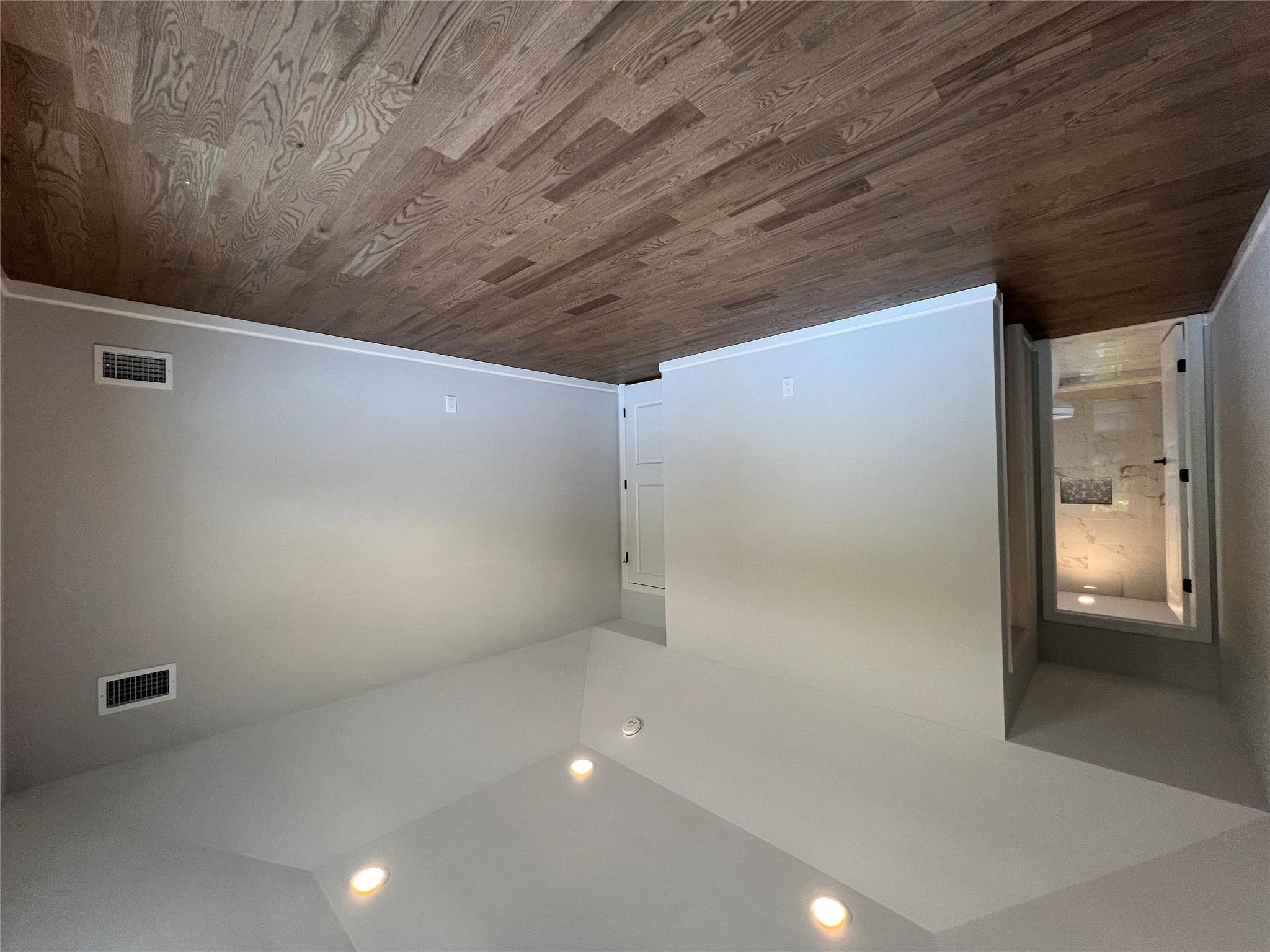 #18 photo, 96 BAYBRIGHT Drive, サフォーク郡 Shirley , NY 11967