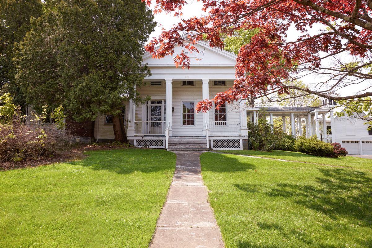 #10 photo, 207-209 Main Street, Germantown , NY 12526