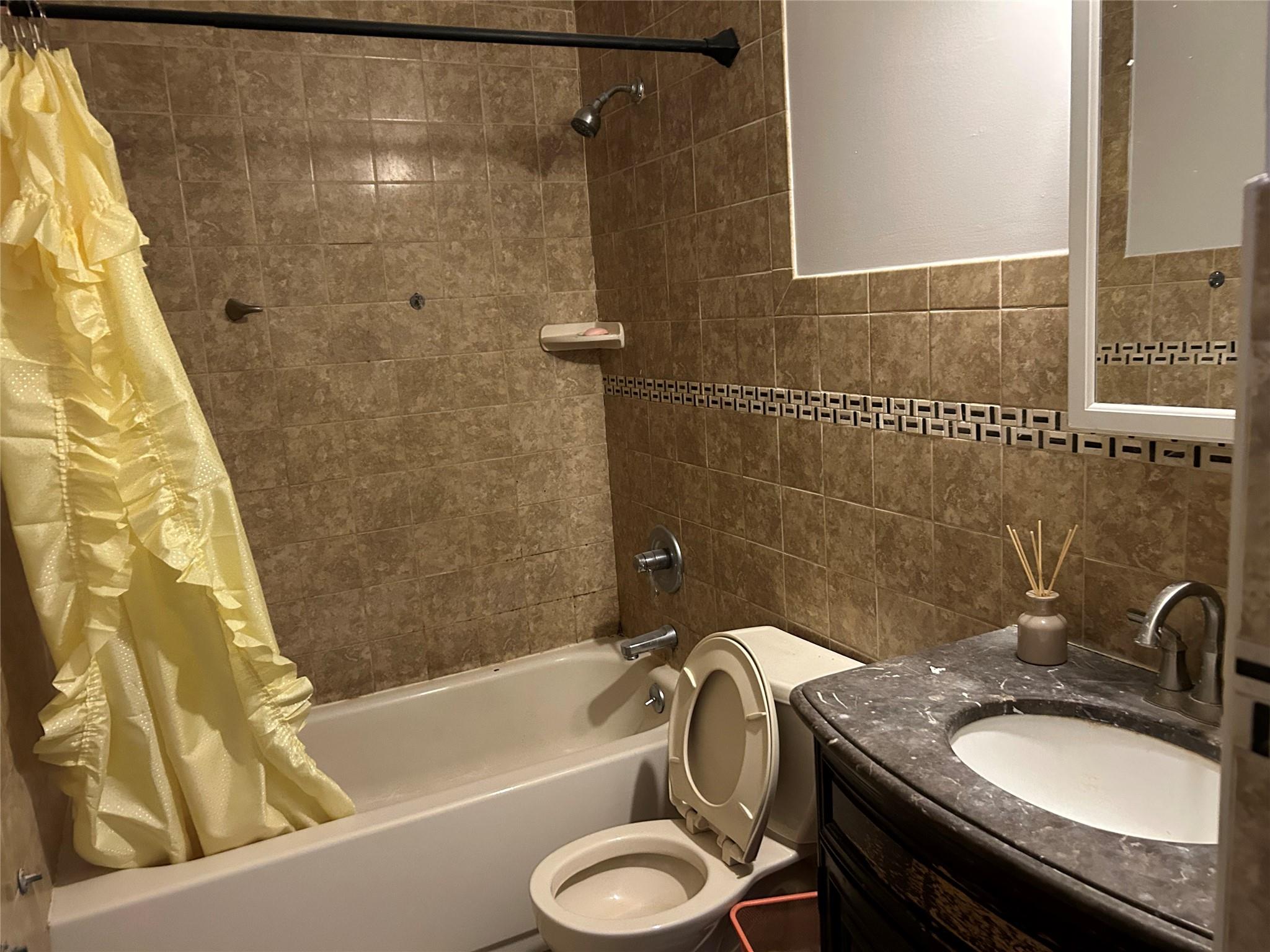 #11 photo, 8 Greene Road, Spring Valley , NY 10977