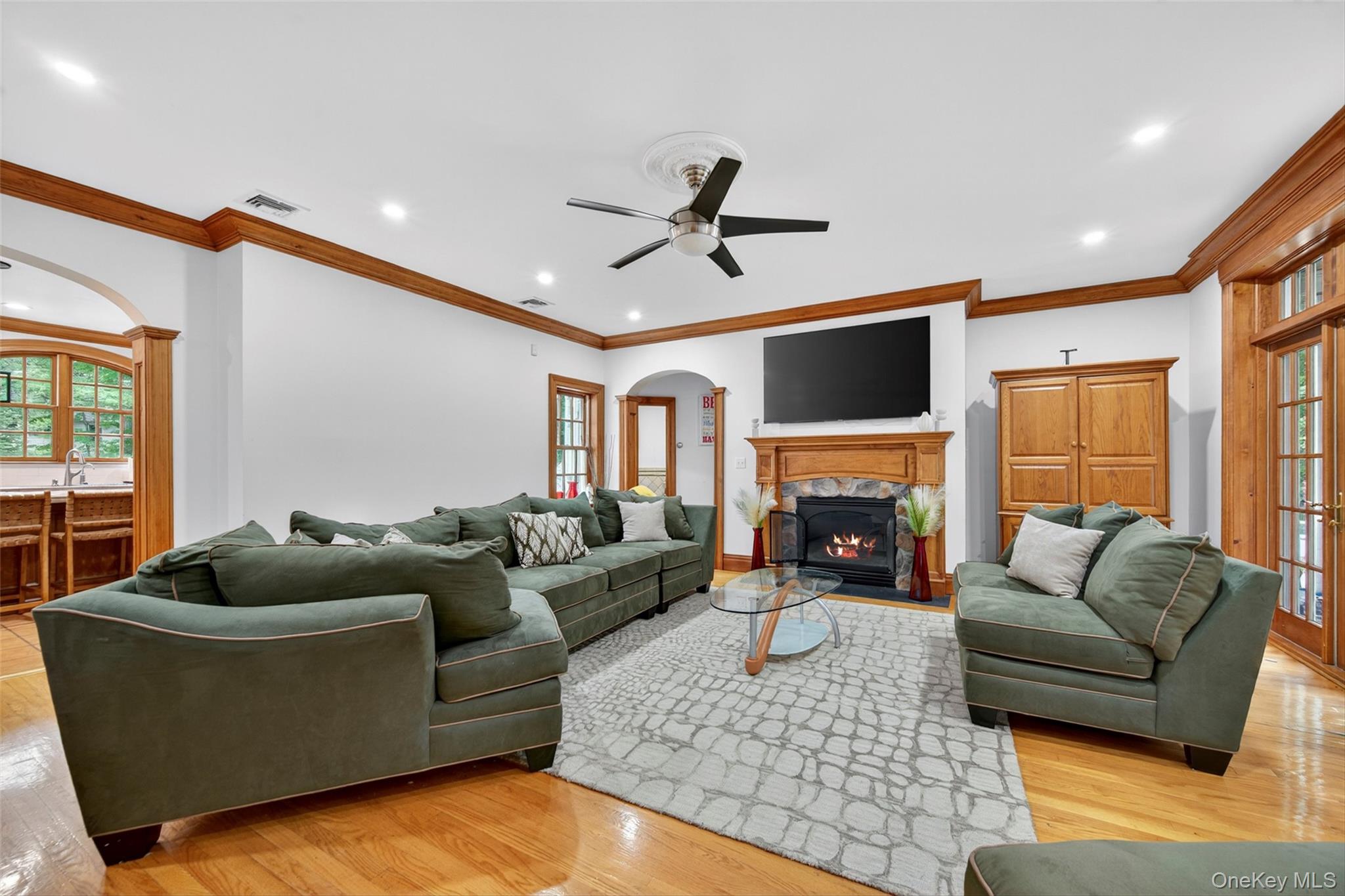 #11 photo, 10 Greenwich Avenue, Central Valley , NY 10917