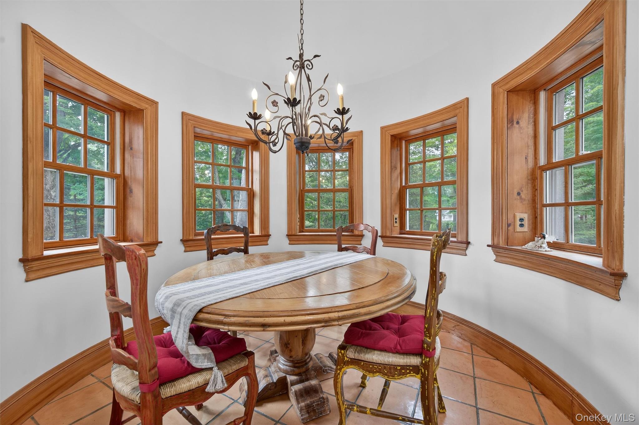 #8 photo, 10 Greenwich Avenue, Central Valley , NY 10917