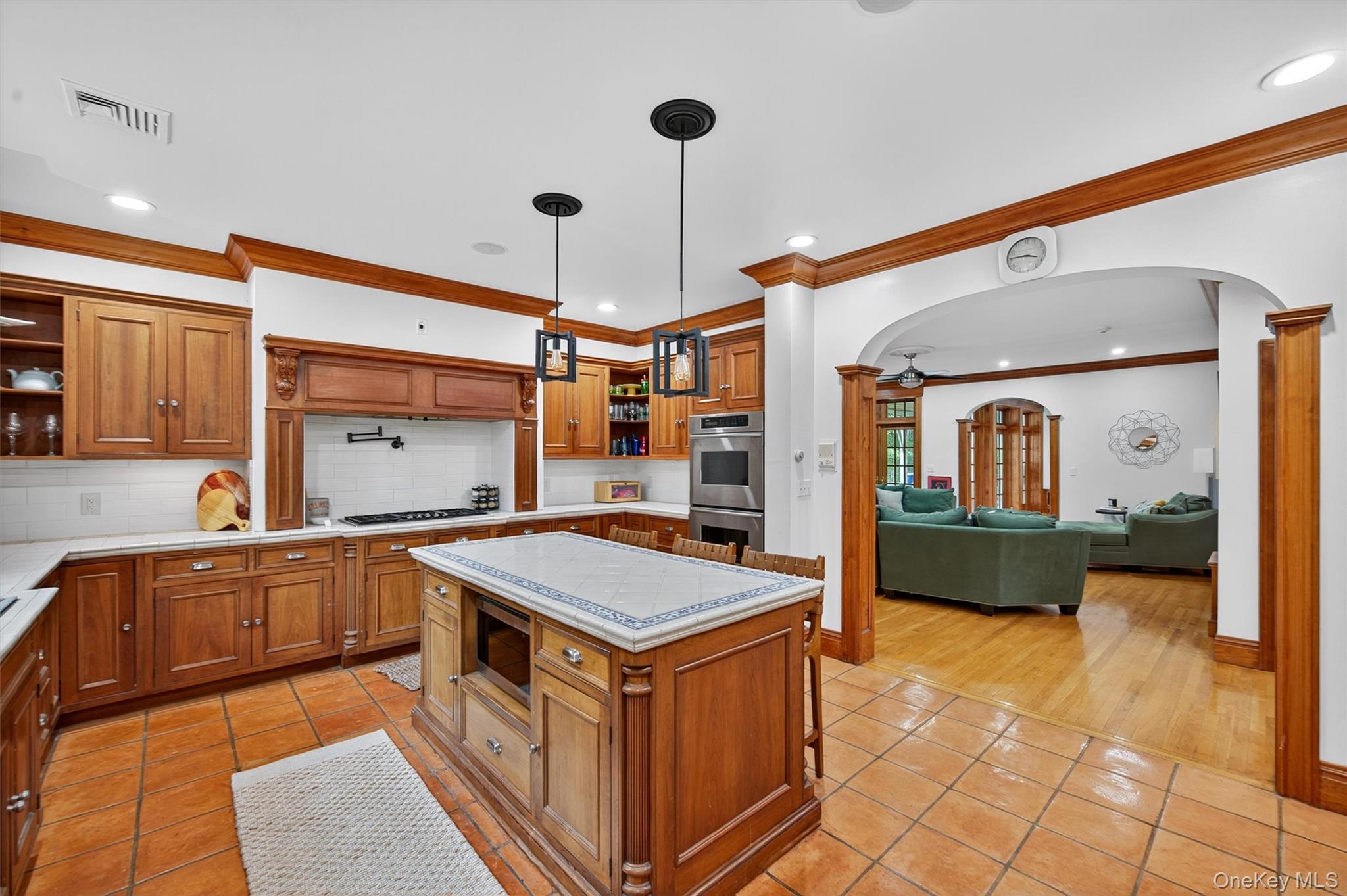 #9 photo, 10 Greenwich Avenue, Central Valley , NY 10917