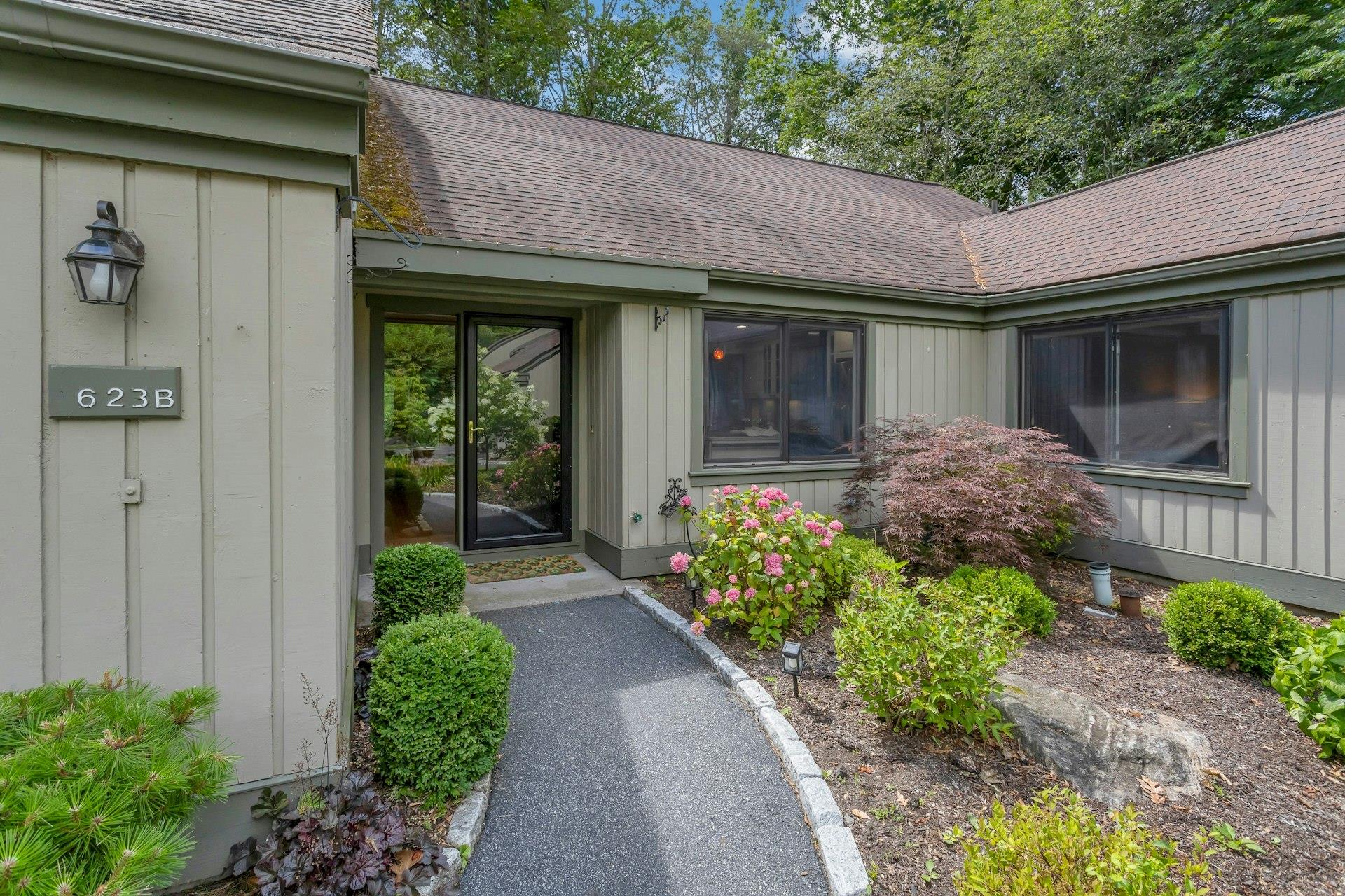 #1 photo, 623 Heritage Hills, 紐約州 Somers , NY 10589