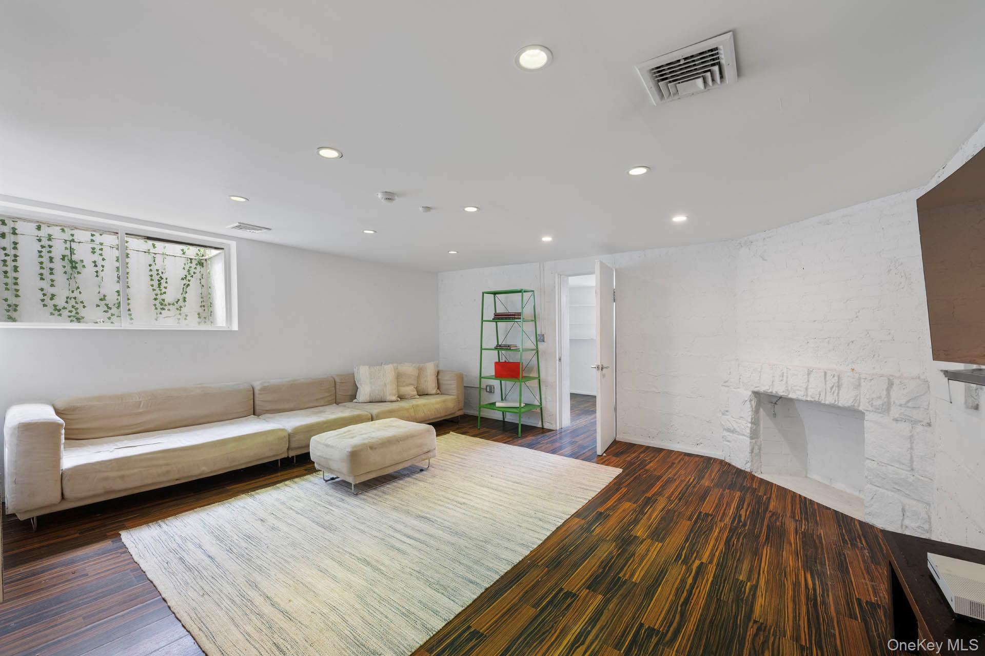 #17 photo, 800 W 231st Street, ブロンクス区 Bronx , NY 10463